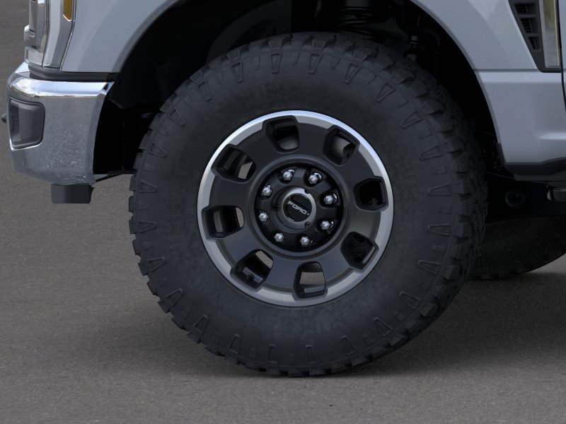 New 2026 Glacier Gray Metallic Tri-Coat Ford F-250® Lariat® image 19