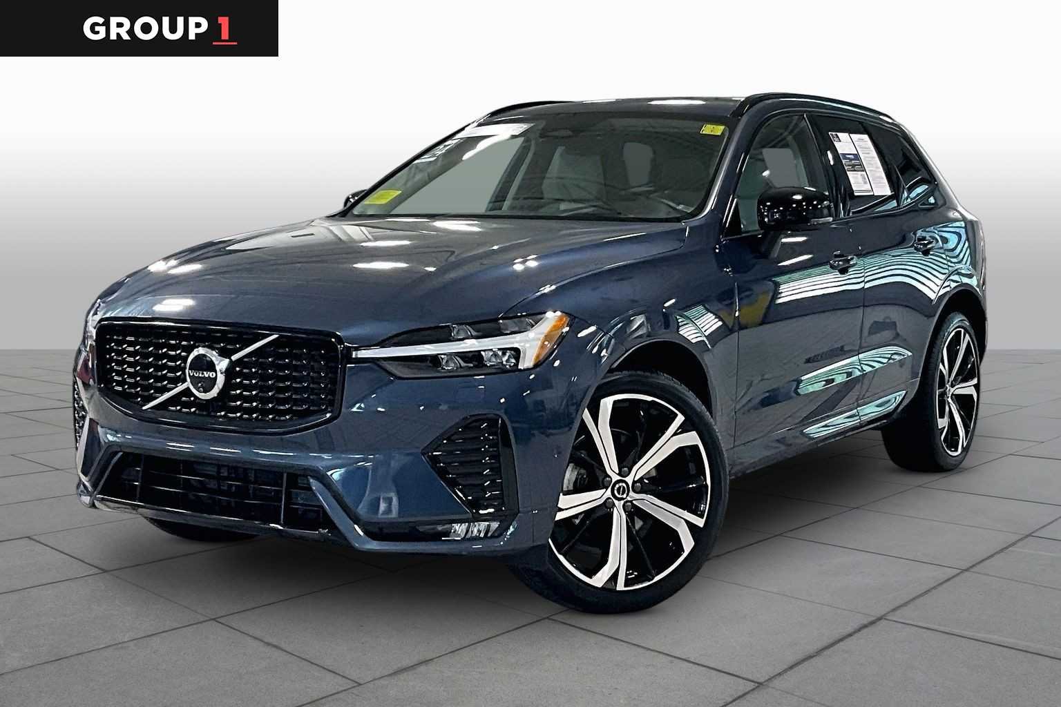 Pre-Owned 2024 Volvo XC60 Ultimate Dark Theme