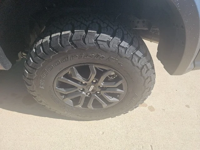 New 2026 Shelter Green Metallic Ford Raptor® image 39