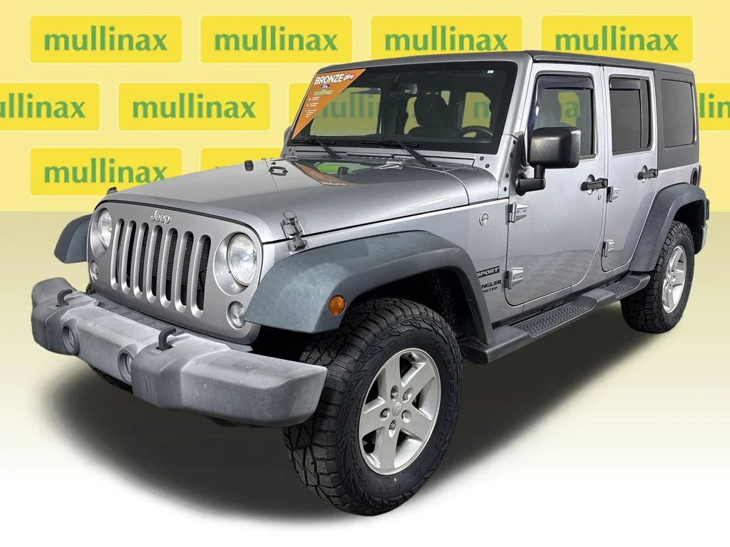 Used 2016 Silver Jeep Unlimited Sport image 15