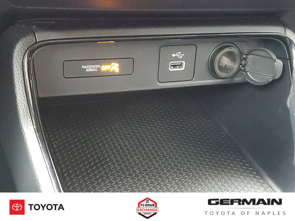 Used 2024 Silver Honda LX image 31