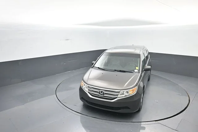 Used 2012 Polished Metal Metallic Honda EX-L image 25