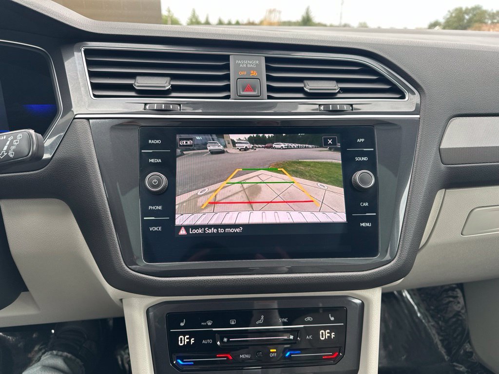 2022 Volkswagen Tiguan SE - Photo 30