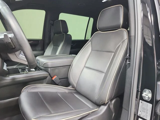 Used 2026 Black GMC Elevation image 19