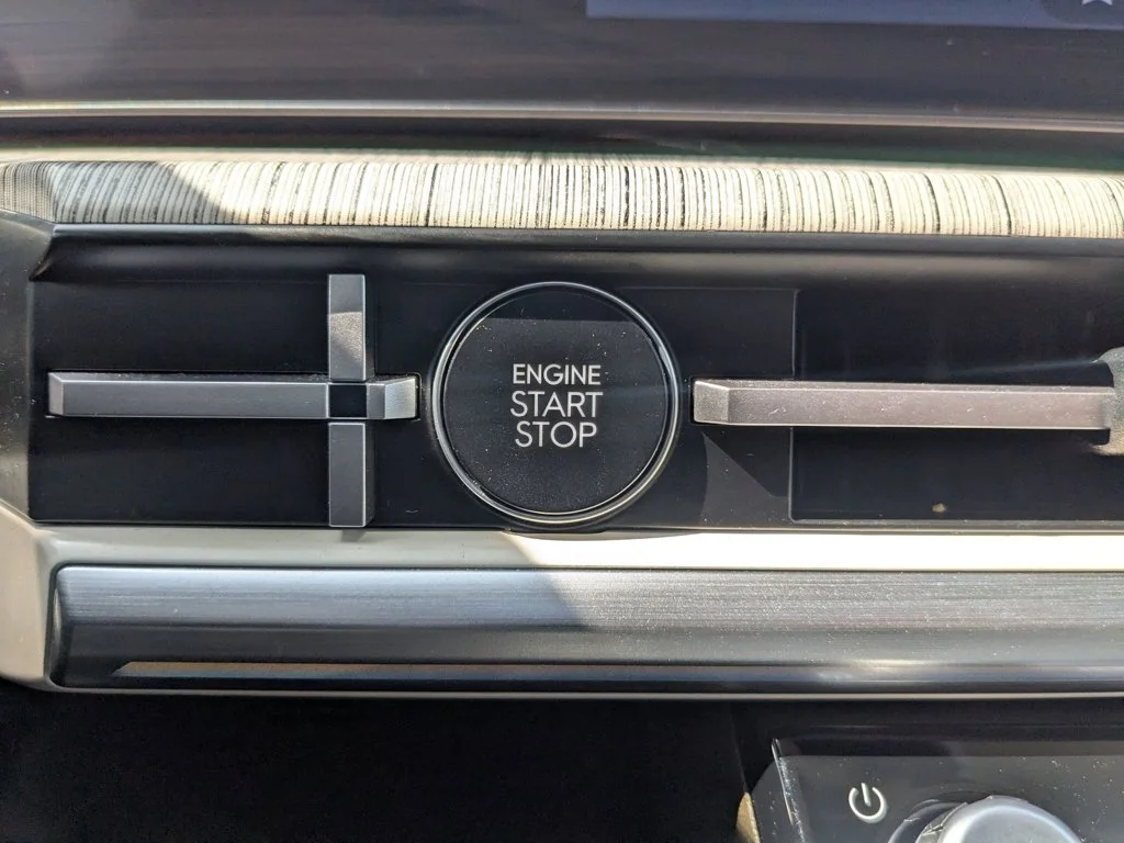 Used 2024 Phantom Black Hyundai Calligraphy image 19