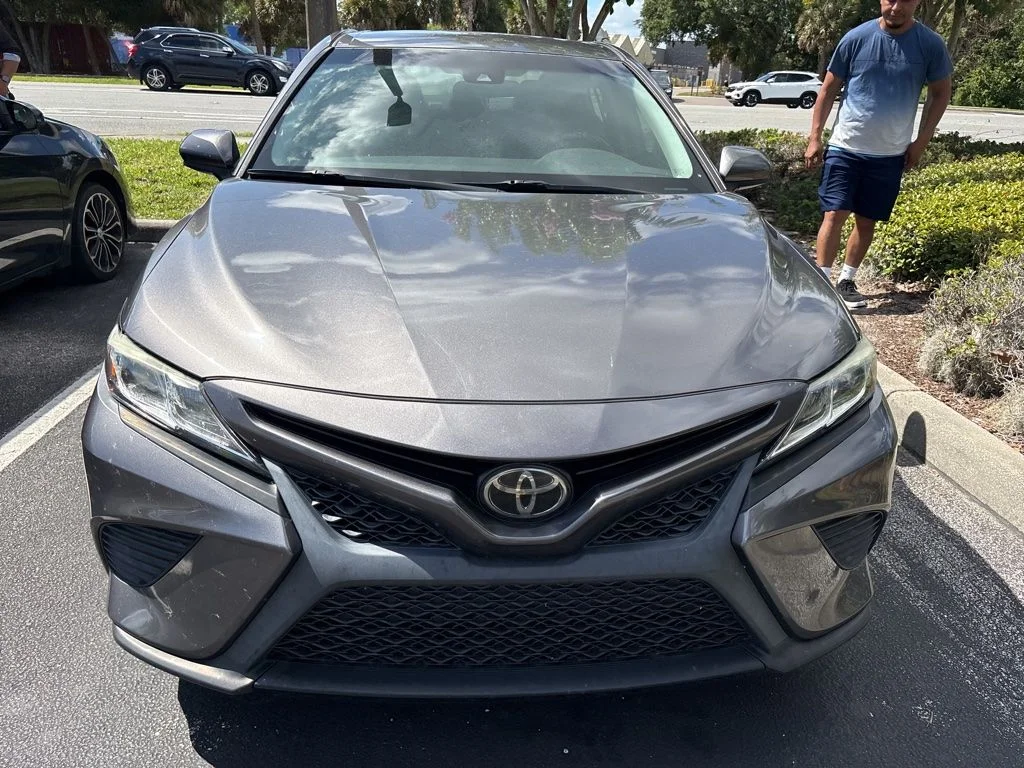 Used 2019 Gray Toyota SE image 15