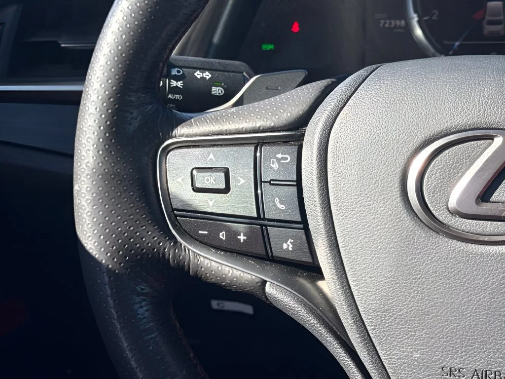 Used 2021 White Lexus 350 F Sport image 14