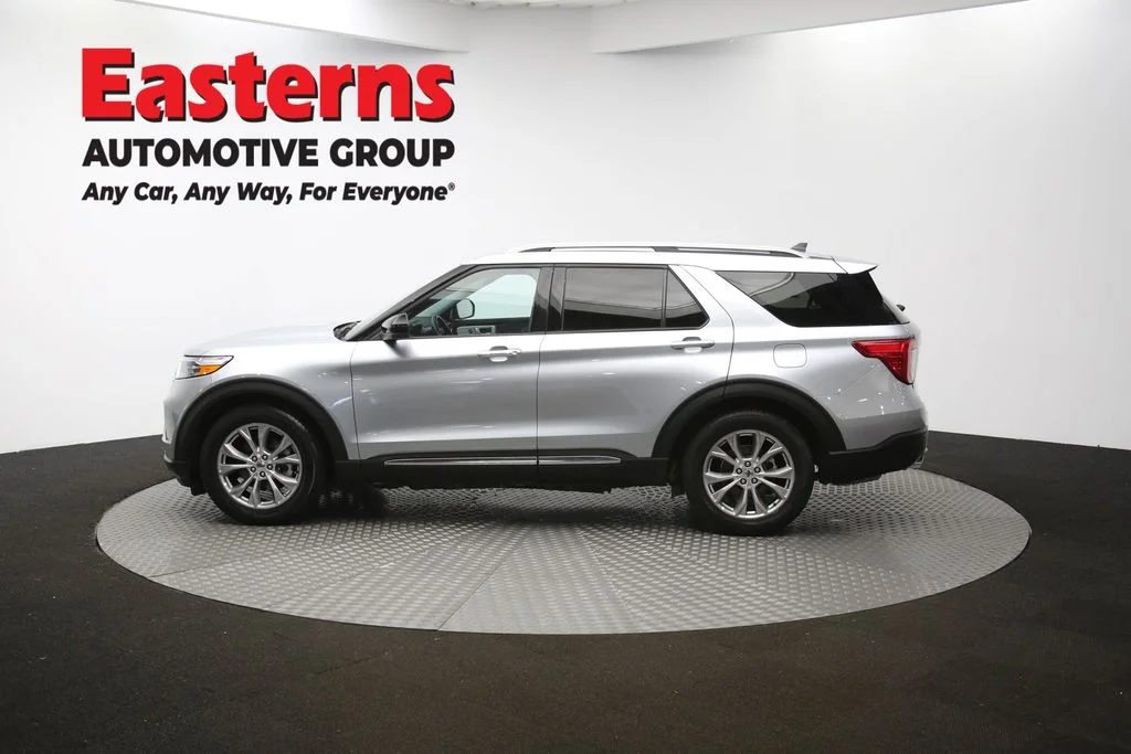 Used 2024 Silver Ford Limited image 65