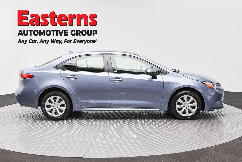 Used 2025 Gray Toyota LE image 4