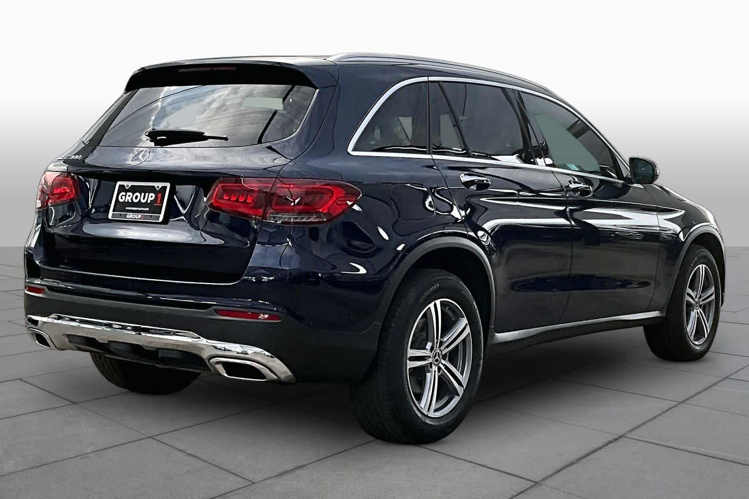 Certified Used 2022 Lunar Blue Metallic Mercedes-Benz GLC 300 image 13