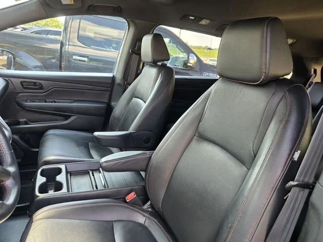 Used 2023 Sonic Gray Pearl Honda Sport image 11