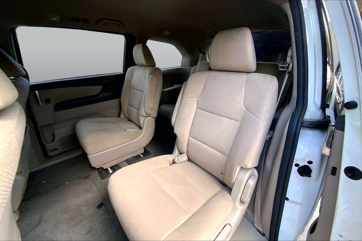 Used 2017 White Diamond Pearl Honda LX image 19