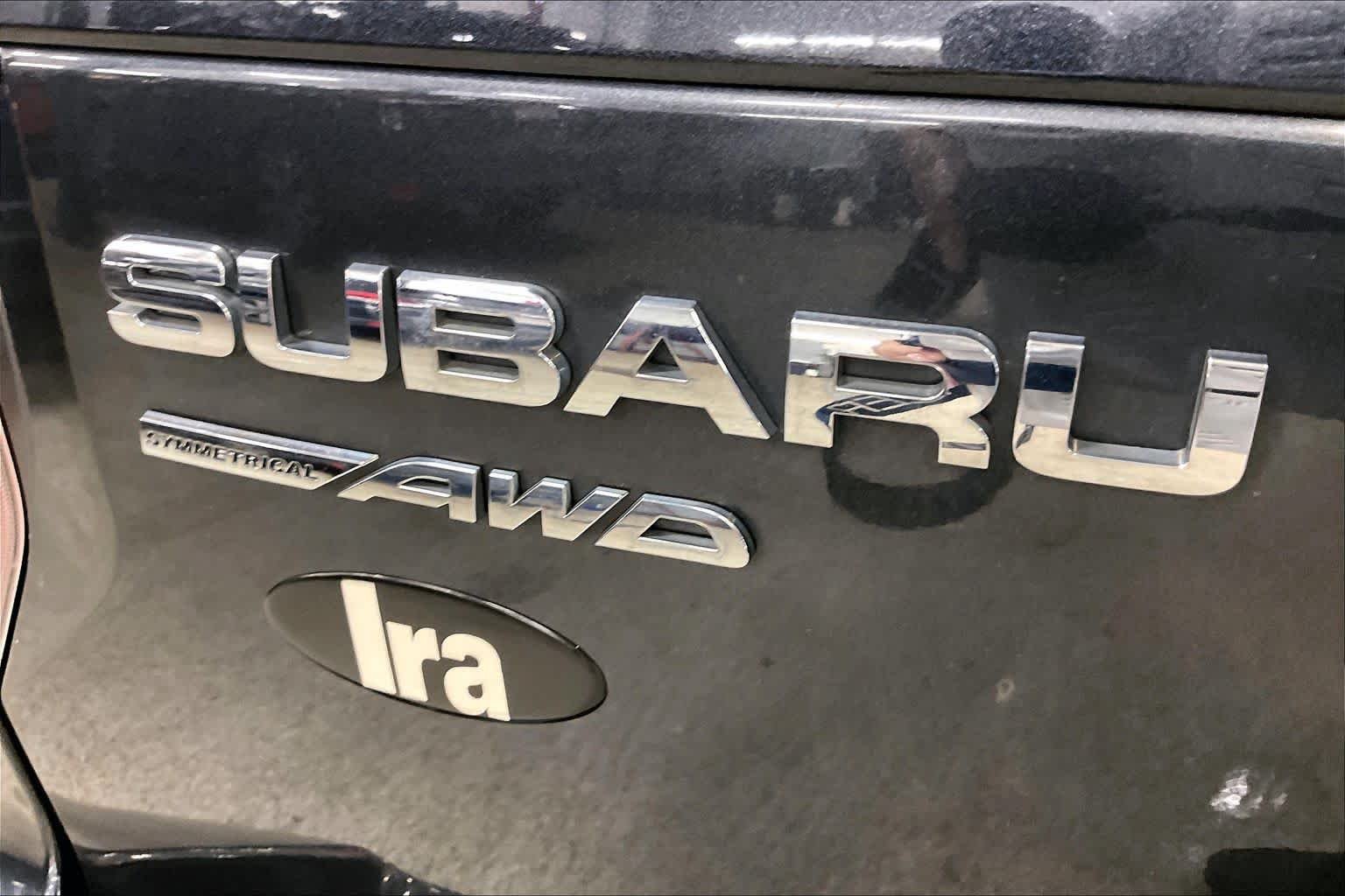 Used 2015 Dark Gray Metallic Subaru 2.5i Premium image 31