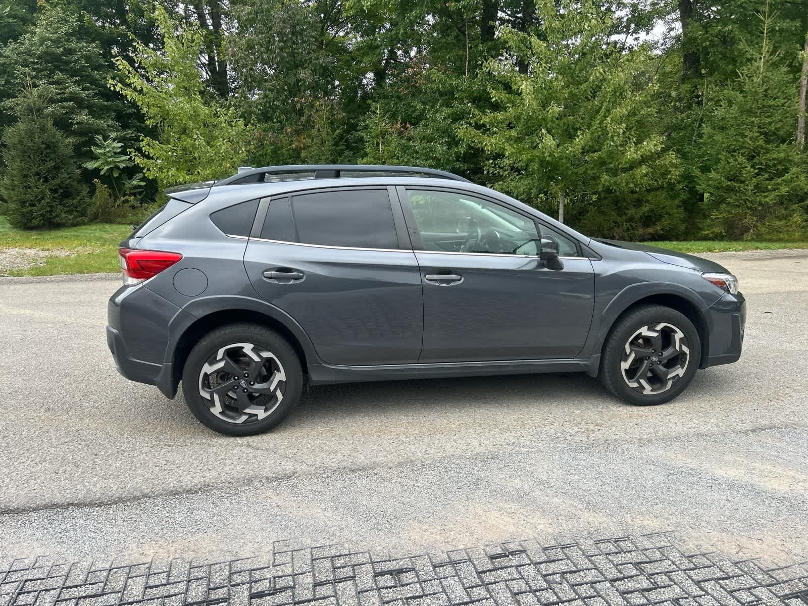 Used 2021 Magnetite Gray Metallic Subaru Limited image 5