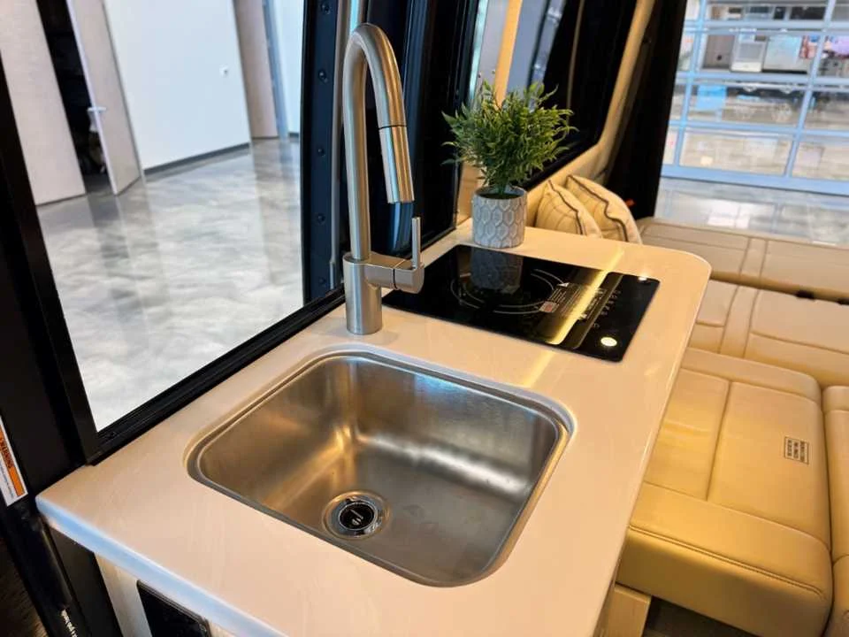 New 2026 SILVER AIRSTREAM  image 23