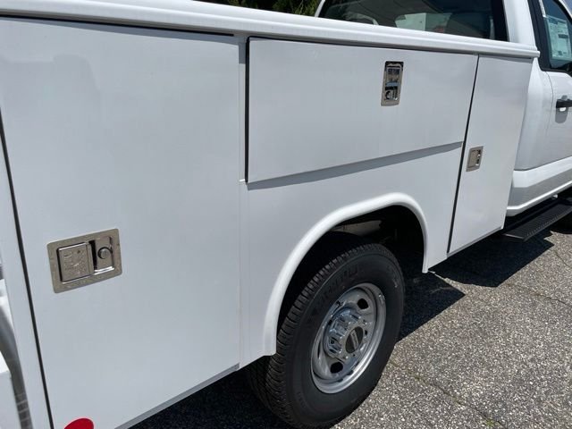 New 2026 Oxford White Ford F-250® XL image 50