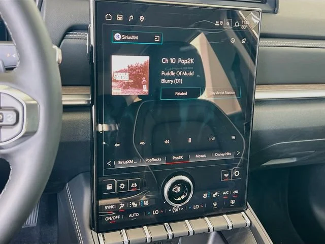 2027 GMC Terrain Denali - Photo 10