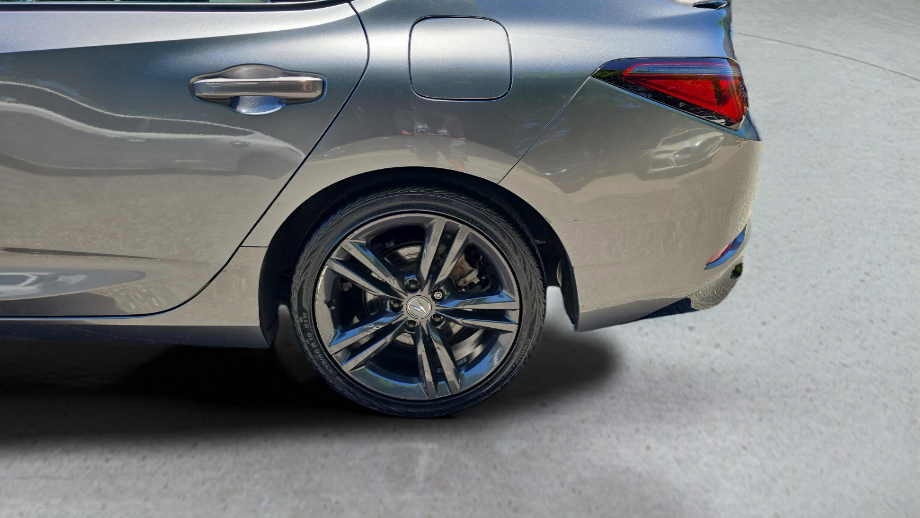 Used 2023 Gray Acura w/A-Spec Package image 10
