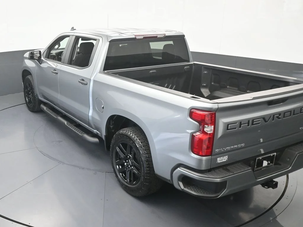 Used 2025 Sterling Gray Metallic Chevrolet Custom image 42