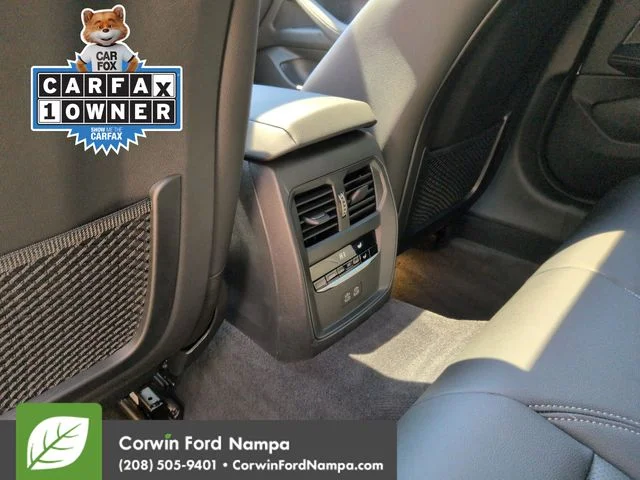Used 2023 Alpine White BMW  image 27