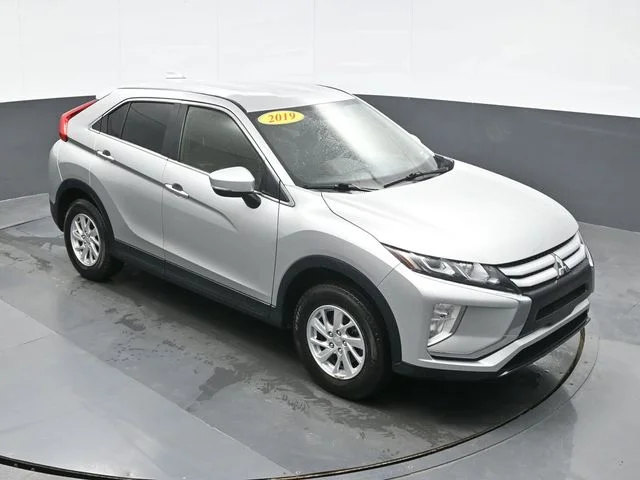 Used 2019 Silver Mitsubishi ES image 14
