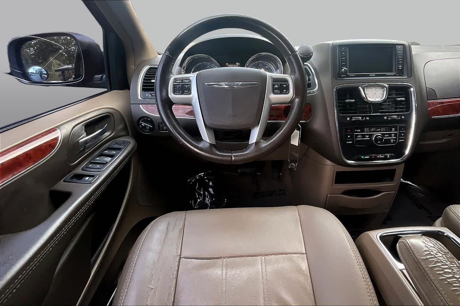 Used 2016 Deep Cherry Red Crystal Pearlcoat Chrysler Touring image 6