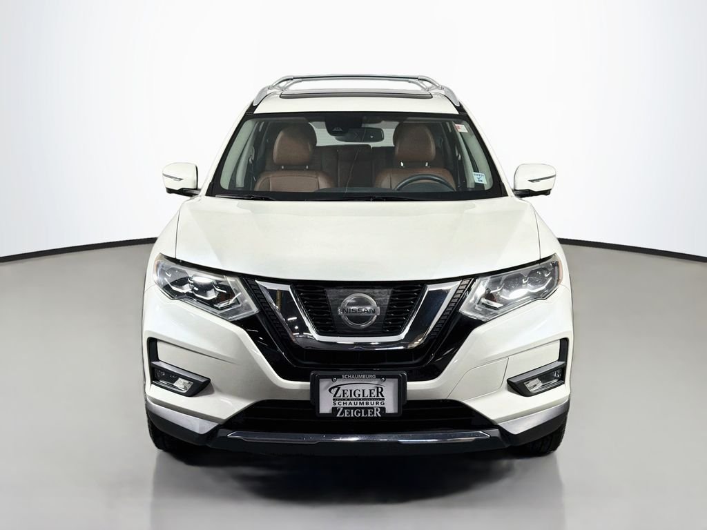 Used 2017 White Nissan SL image 2