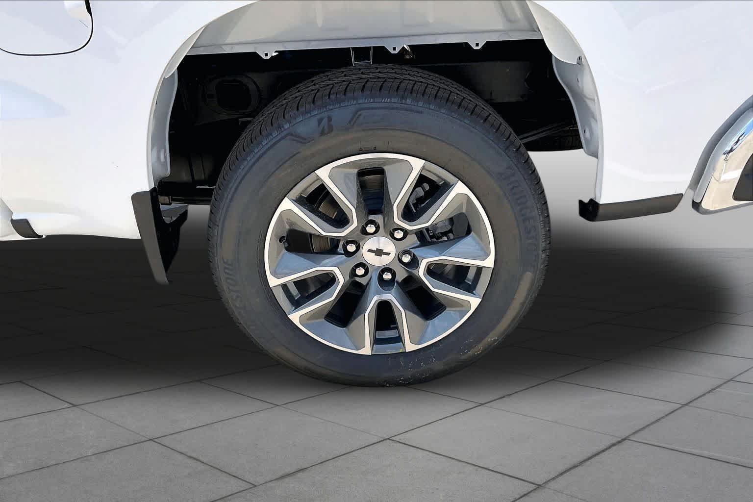 2026 Chevrolet Silverado 1500 LT - Photo 12