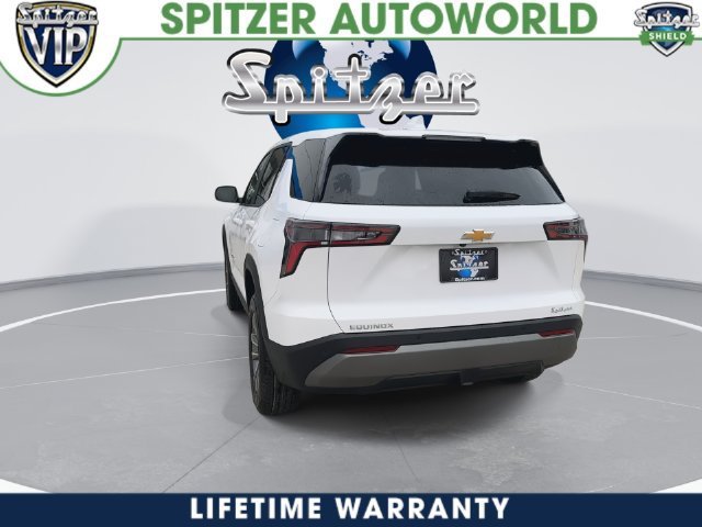 2027 Chevrolet Equinox LT - Photo 12