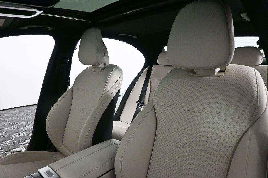 Certified Used 2024 Polar White Mercedes-Benz C 300 image 5