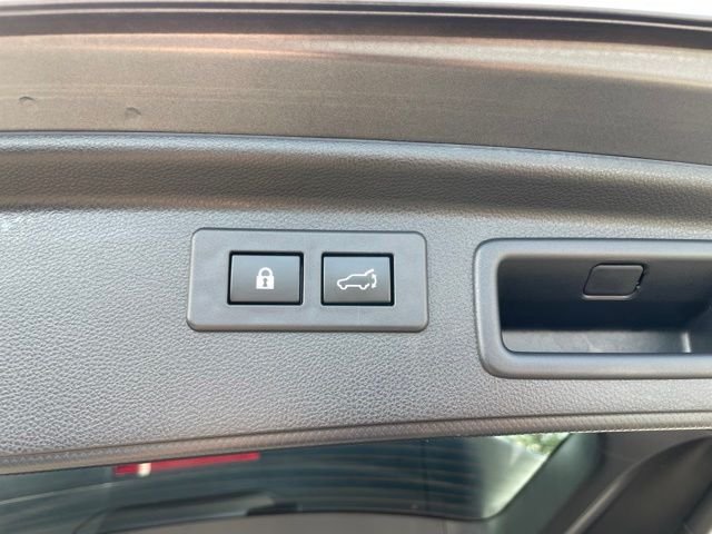 Used 2022 Gray Metallic Subaru Limited image 16