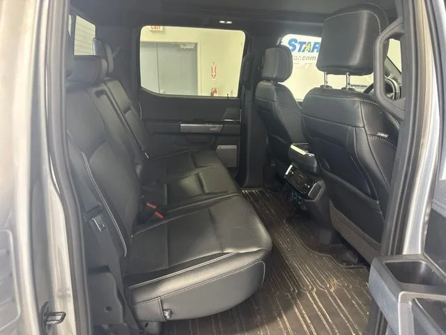 Used 2022 Silver Ford Lariat image 23