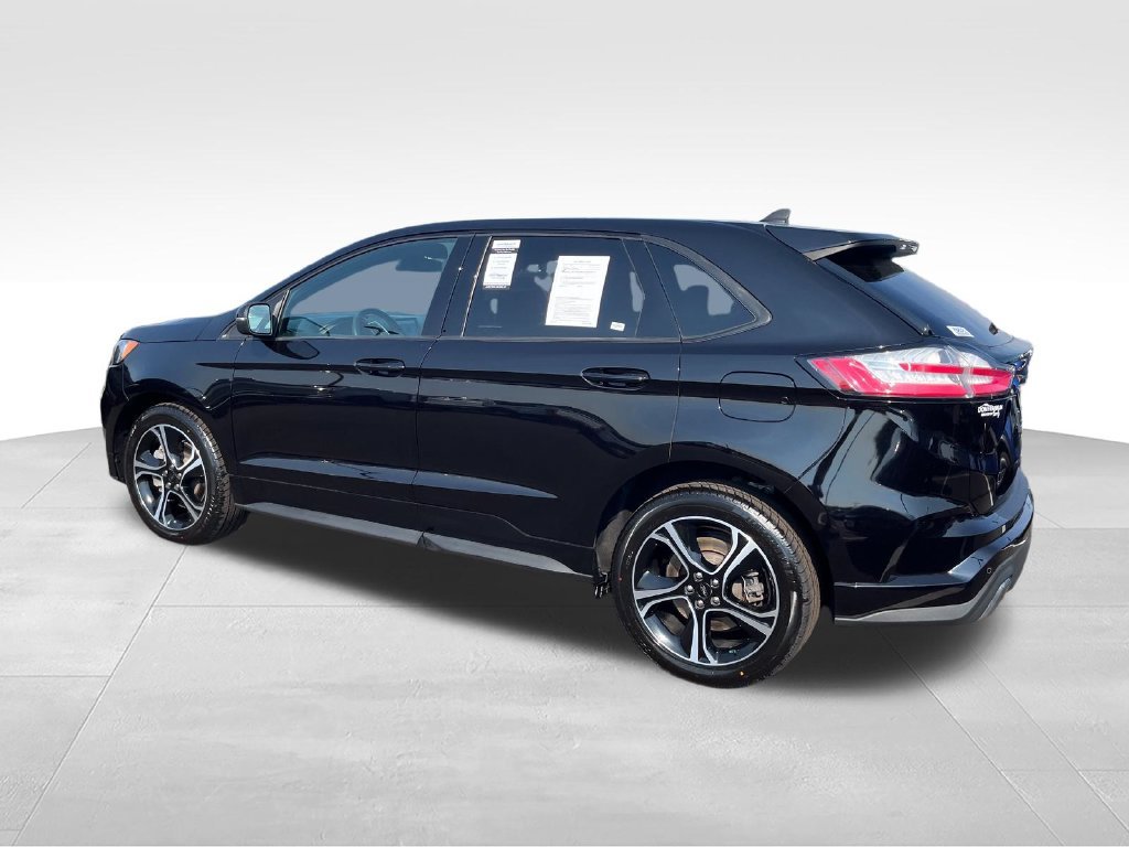 Used 2023 Black Metallic Ford ST image 3