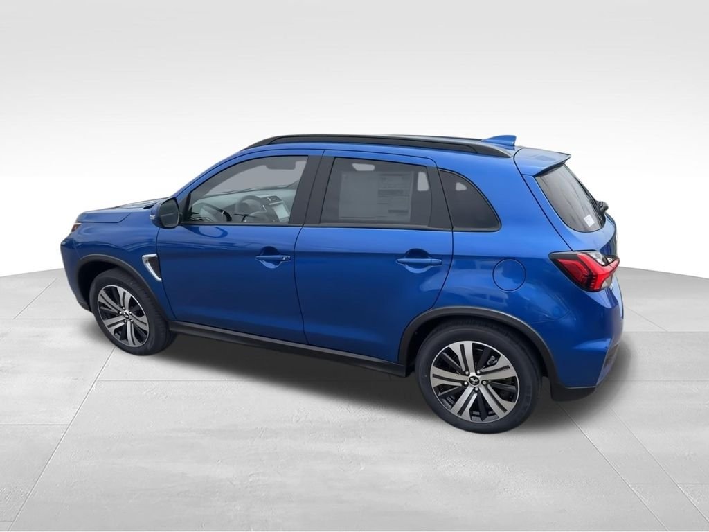 New 2026 Blue Mitsubishi 2.4 SEL image 6