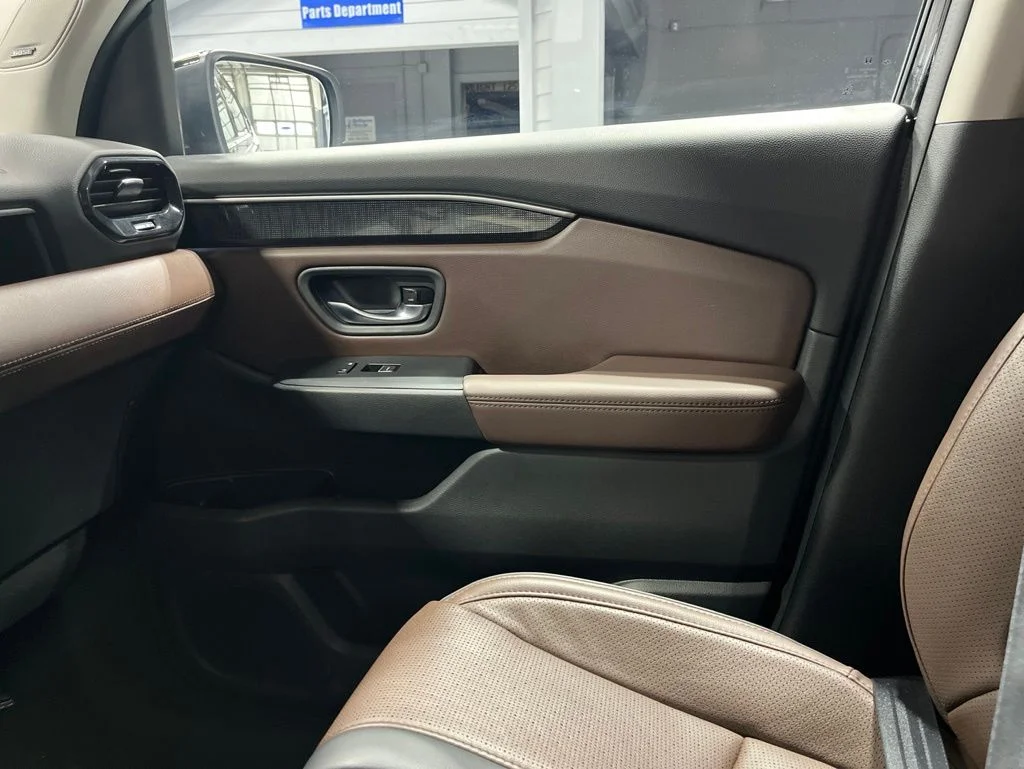 2023 Honda Pilot Elite - Photo 15