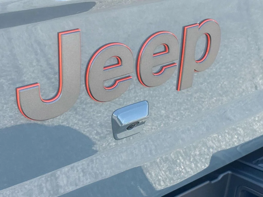 New 2026 Gray Jeep Mojave X image 6