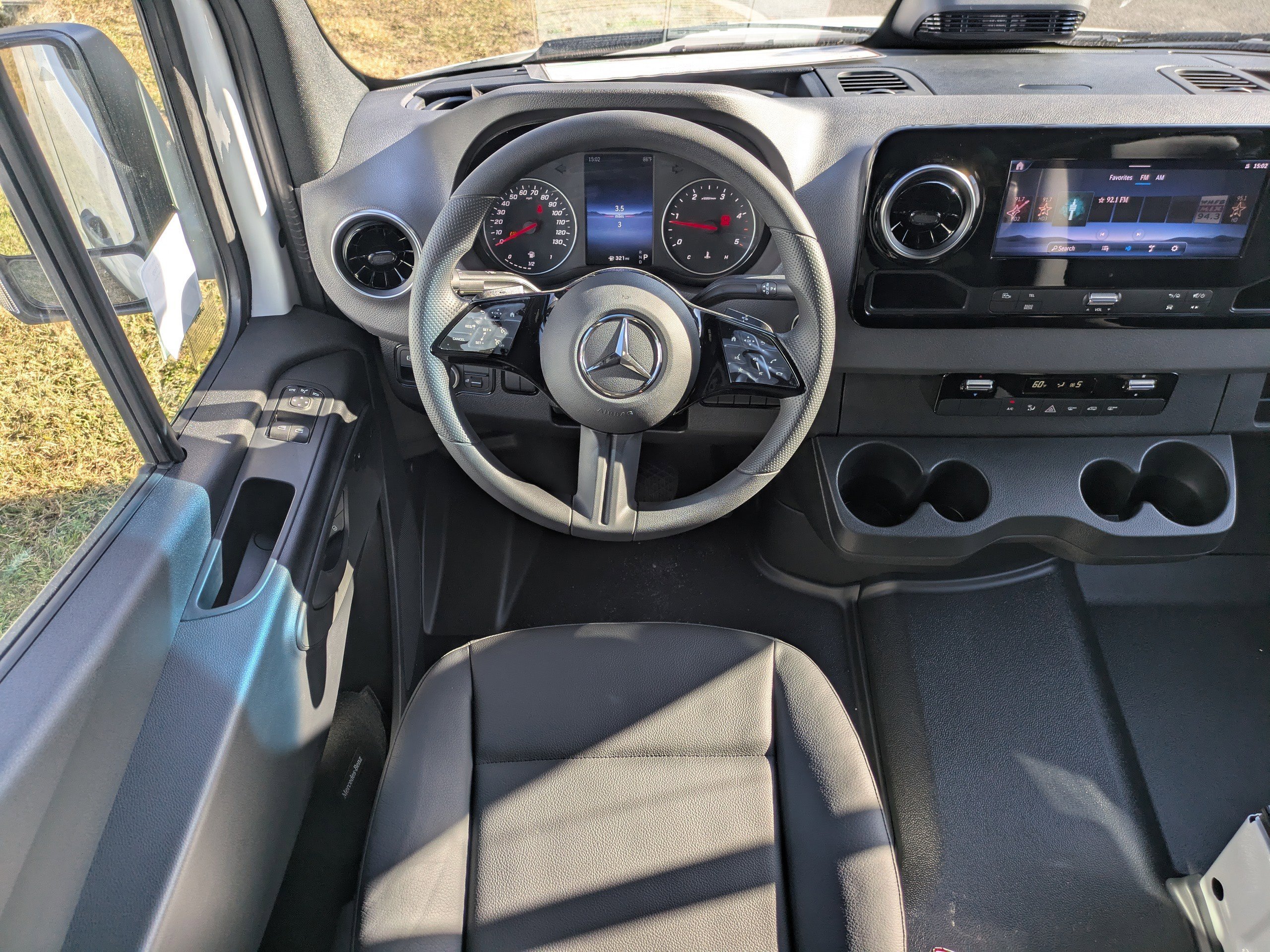 2026 Mercedes-Benz Sprinter Crew Van Base - Photo 44