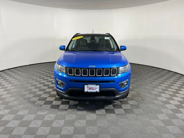 Used 2018 Jeep Compass Latitude with VIN 3C4NJDBB8JT270686 for sale in Patchogue, NY