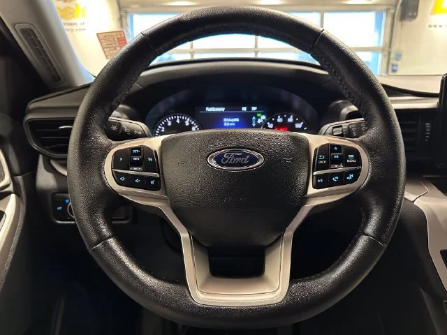 Used 2024  Ford XLT image 9