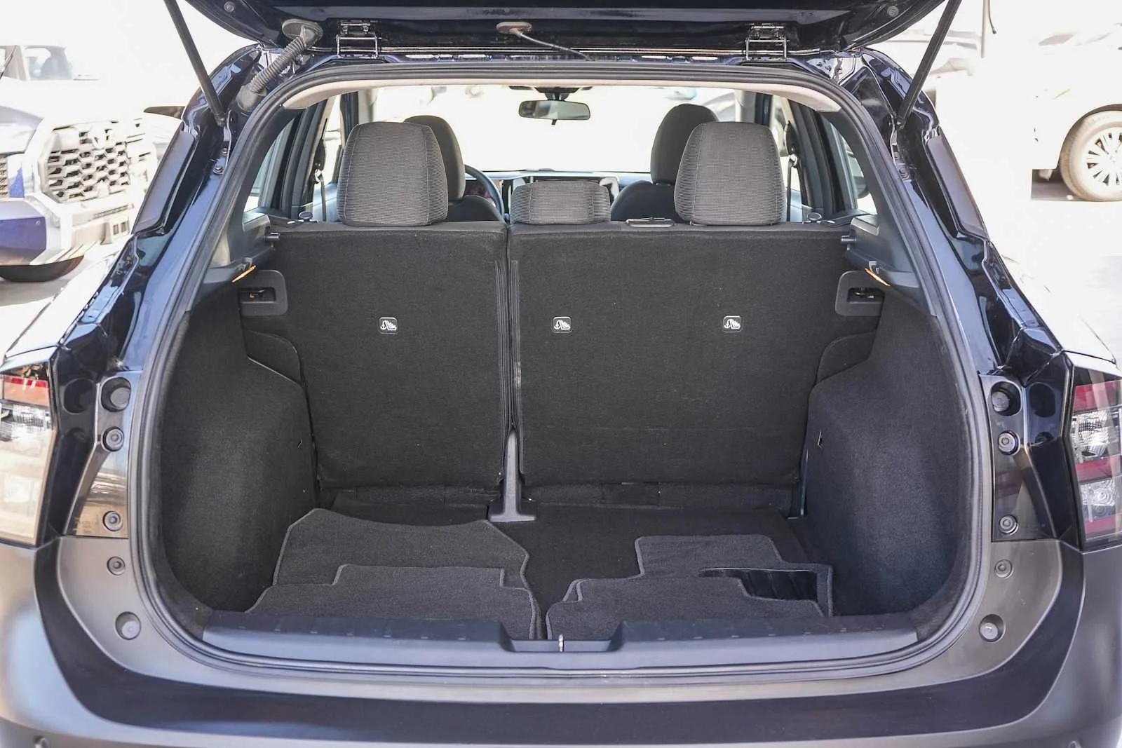 Used 2025 Super Black Nissan S image 23