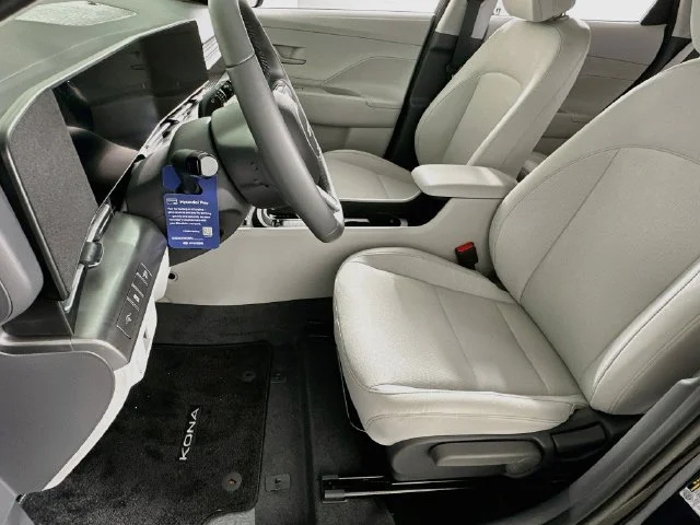 New 2026 Black Hyundai SEL Sport image 9