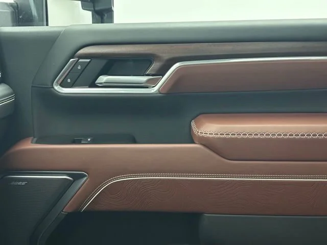 New 2026 Glacier White Tricoat GMC Denali Ultimate image 46