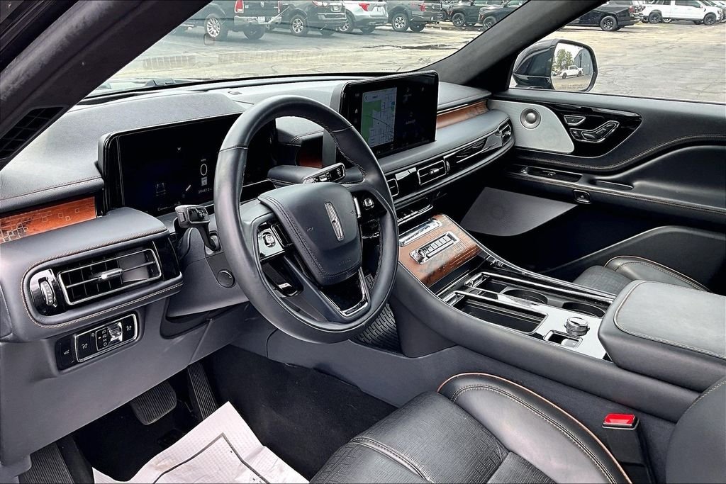 Used 2025 Black Lincoln Black Label image 10