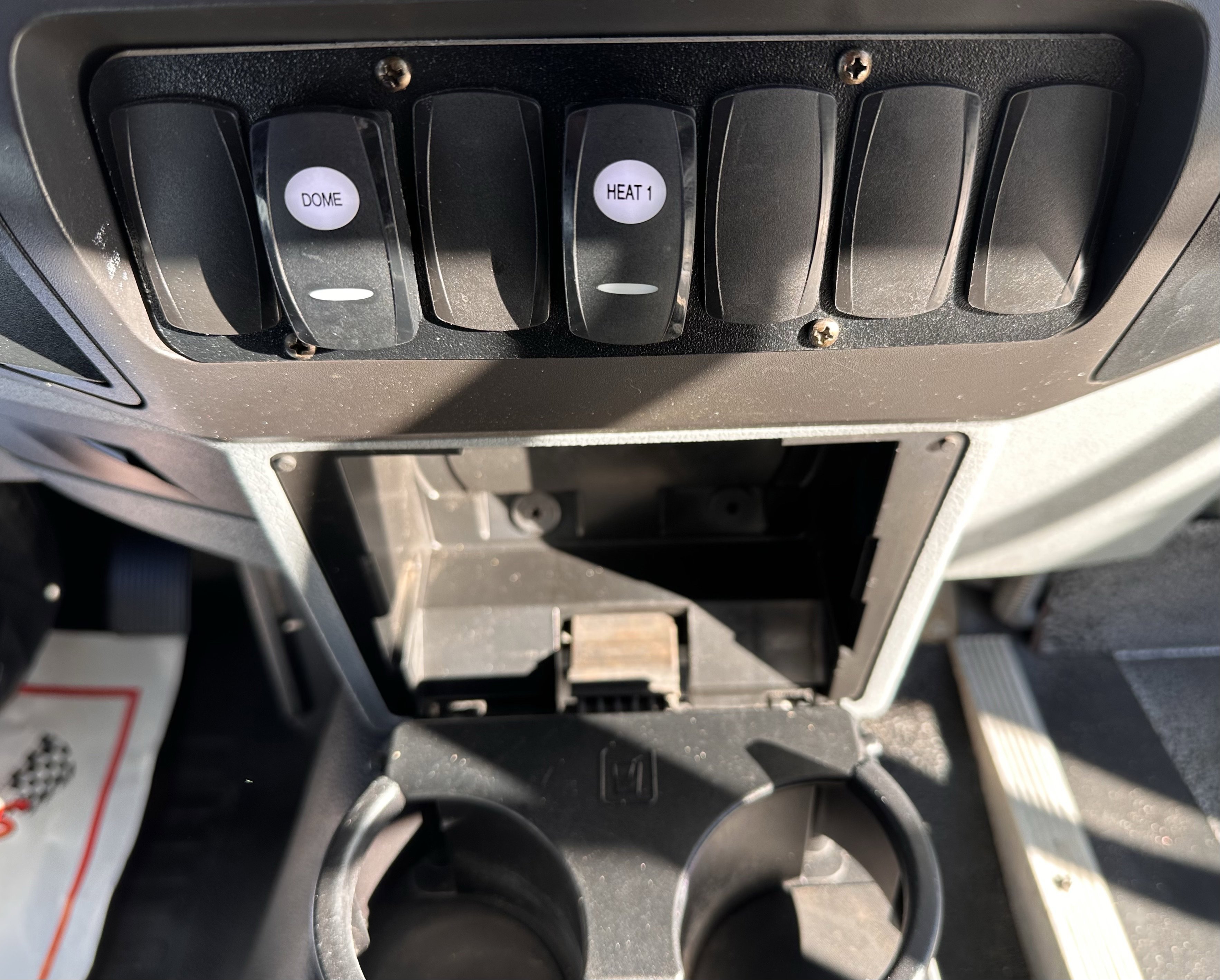 2012 Ford F-550 - Photo 17