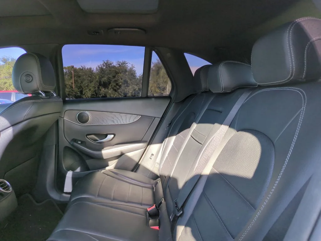 Used 2017  Mercedes-Benz GLC 300 image 7