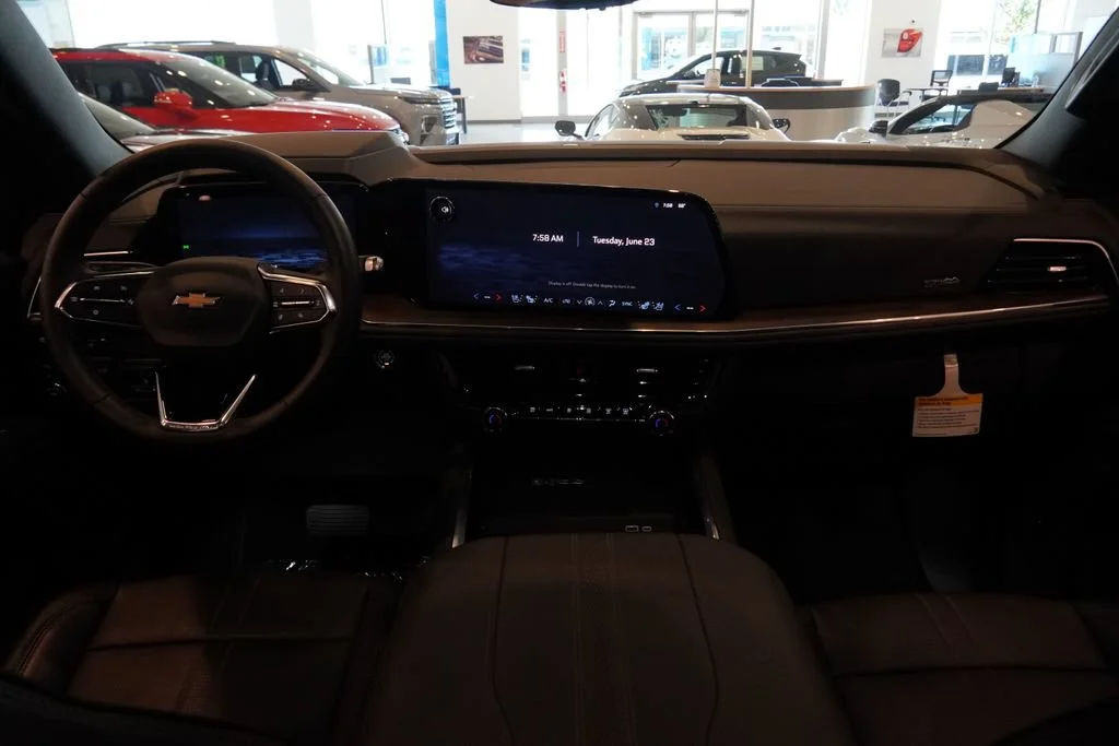 New 2026 Polar White Tricoat Chevrolet High Country image 7