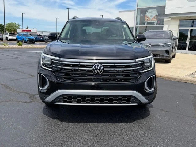 New 2026 Black Volkswagen 2.0T Peak Edition image 2