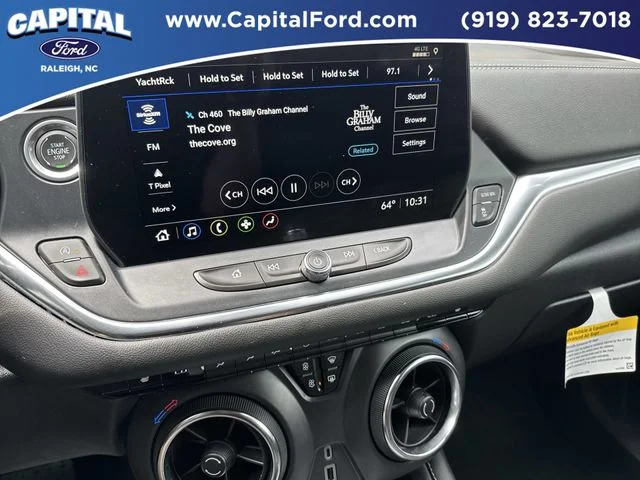 Used 2024 Gray Chevrolet LT image 26