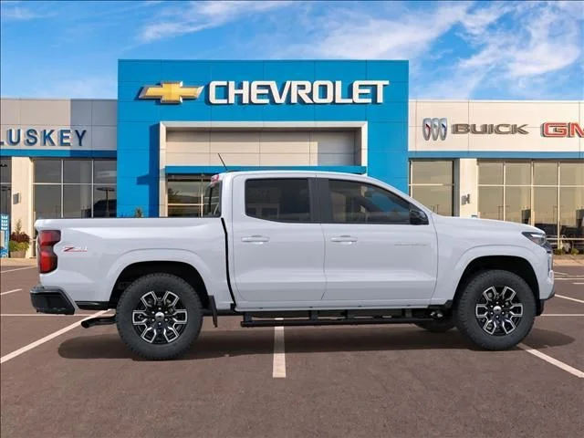 New 2026 White Chevrolet Z71 image 5