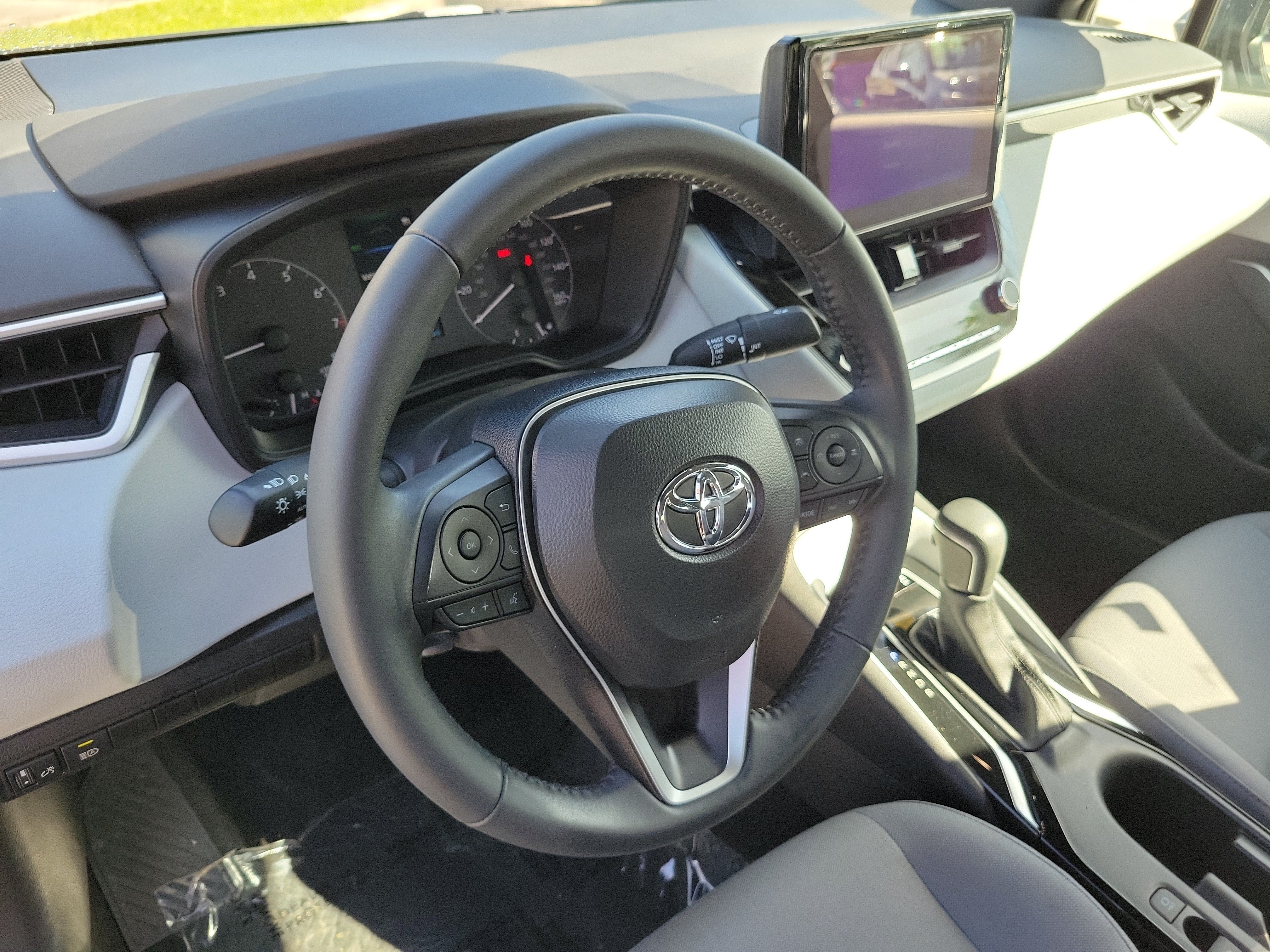 Certified Used 2025 Celestite Toyota SE image 23
